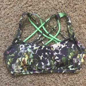 Lululemon Free to be Wild sports bra